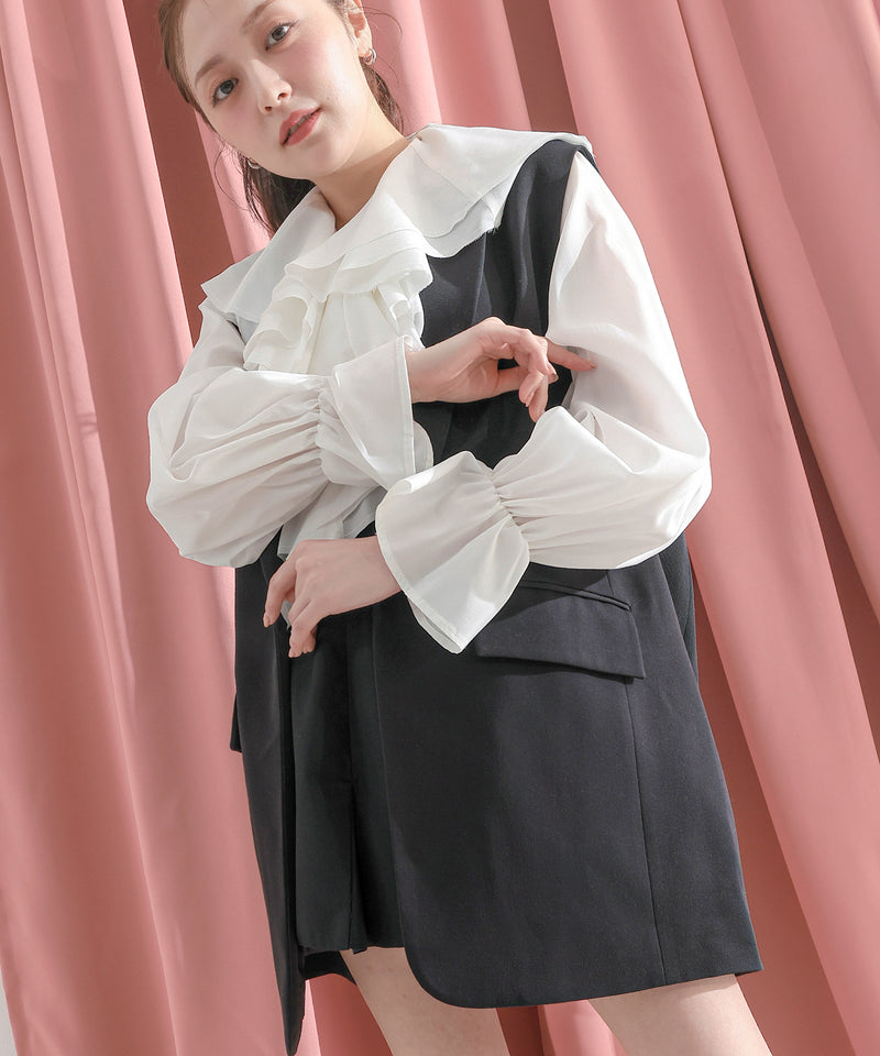 【羽織るだけでコーデが決まる】バックコクーンジレ