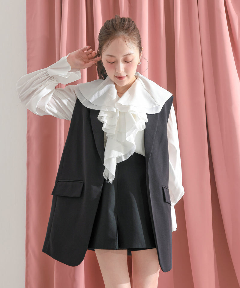 【羽織るだけでコーデが決まる】バックコクーンジレ