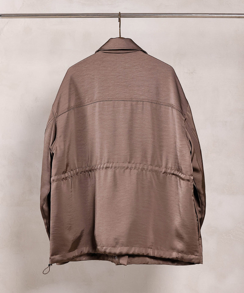 【ほのかな光沢が美しい】サテンライトブルゾン