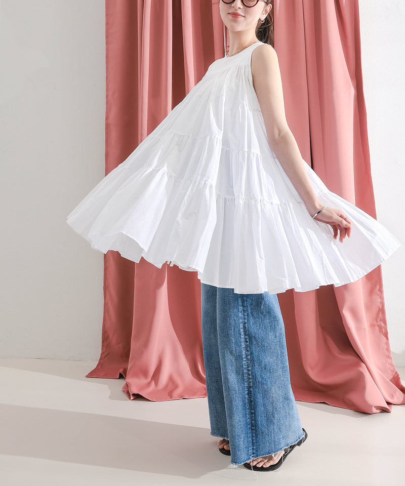 ホワイト<br>身長 : 160cm