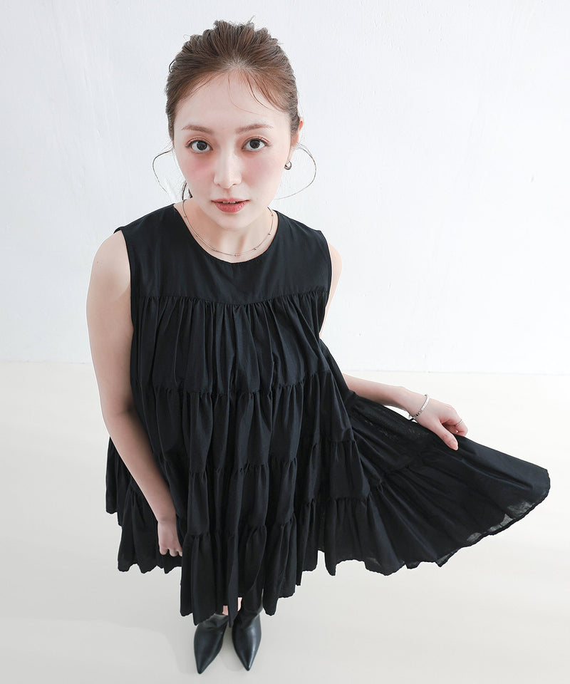 ブラック<br>身長 : 160cm