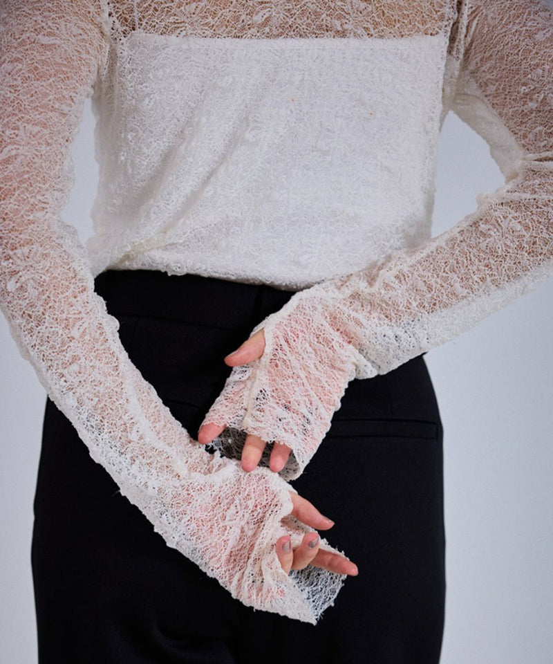 O/WHITE (オフホワイト)