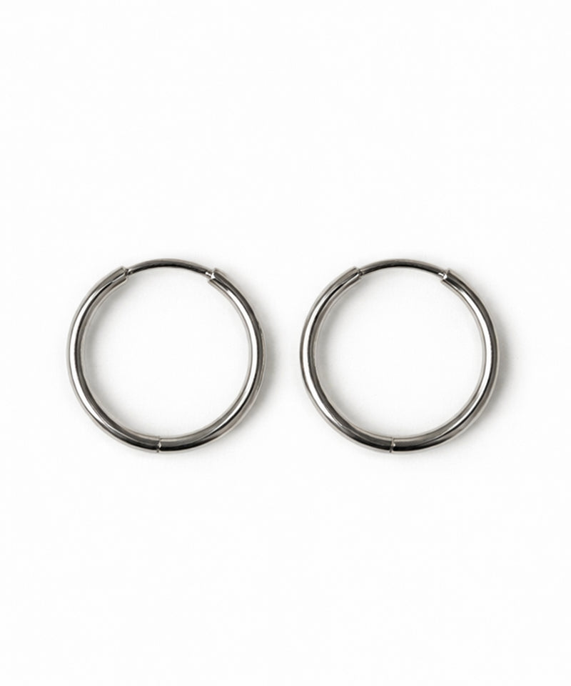 カラー：シルバー系3　太さ：1.6mm　直径：16mm