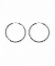 カラー：シルバー系4　太さ：1.6mm　直径：24mm