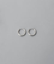 カラー：シルバー　太さ：3mm　直径：18mm