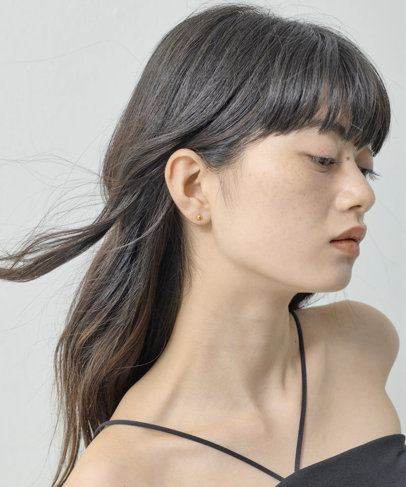 カラー：ゴールド　サイズ：4mm