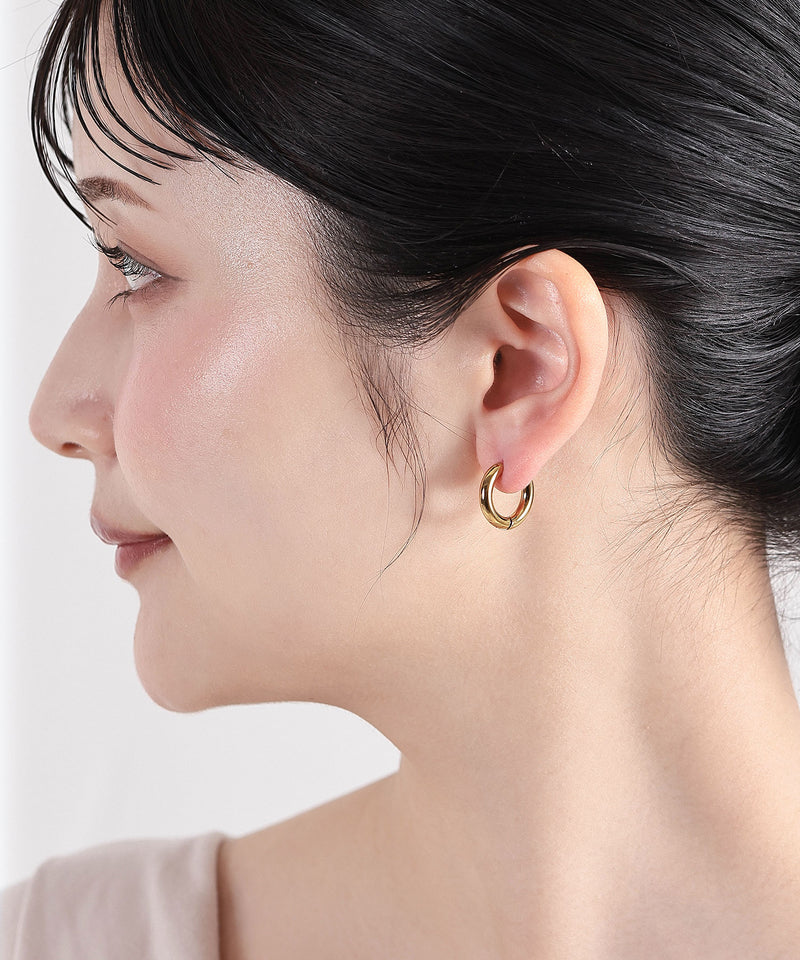 カラー：ゴールド　太さ：3mm　直径：16mm