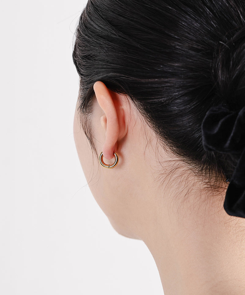 カラー：ゴールド　太さ：3mm　直径：14mm