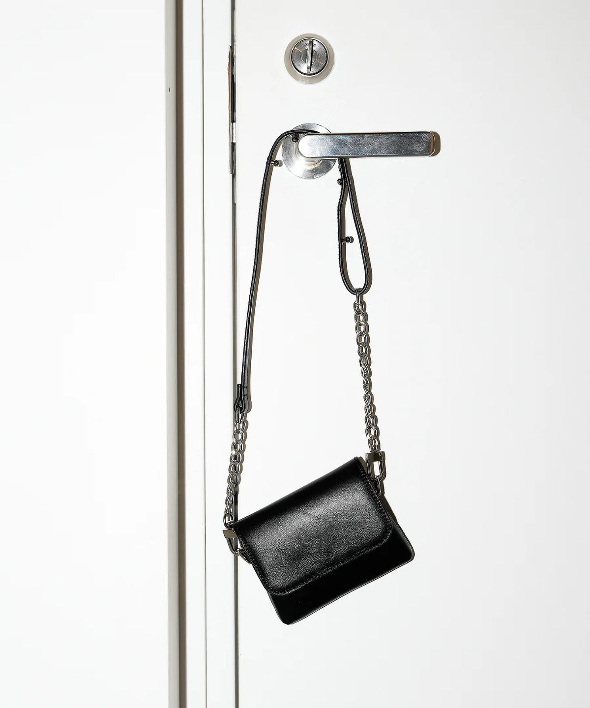 YENN CHAIN BELT POUCH ブラック YENN / イエン】CHAIN BELT POUCH / チェーン ベルト ポーチ — CEAS SQUARE