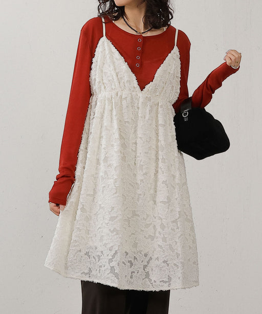 アイボリー<br>身長:163cm