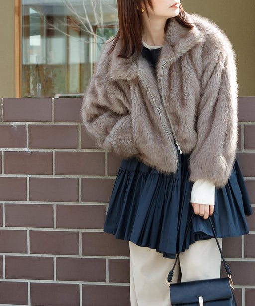 モカ<br>身長 : 161cm