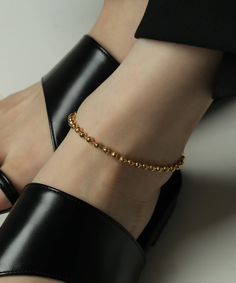 素肌にすっと馴染むスキンアクセ