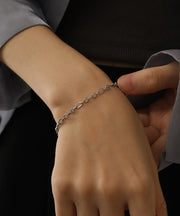 素肌にすっと馴染むスキンアクセ