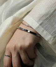 金属アレルギーを起こしにくいサージカルステンレス素材