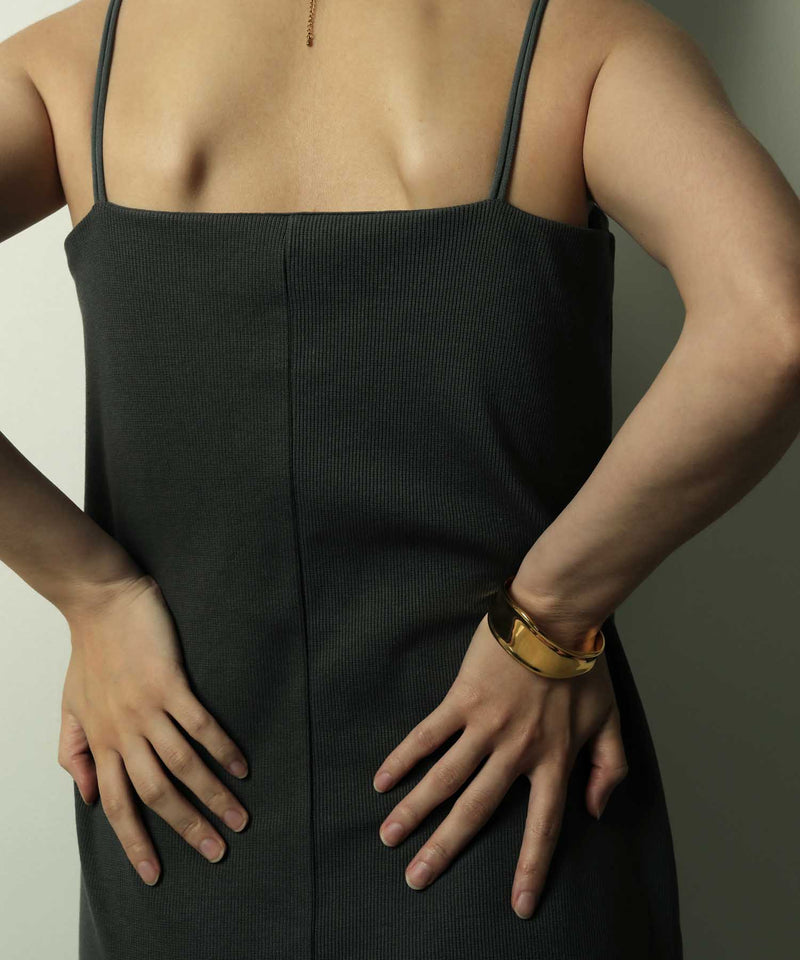 素肌にすっと馴染むスキンアクセ