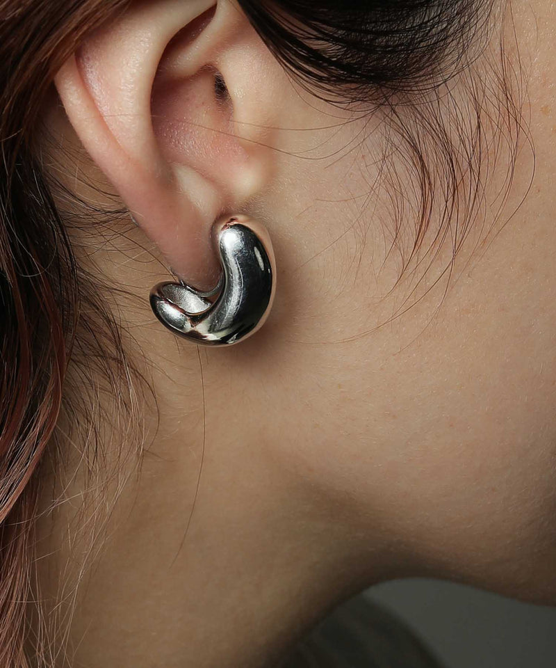 金属アレルギーを起こしにくいサージカルステンレス素材