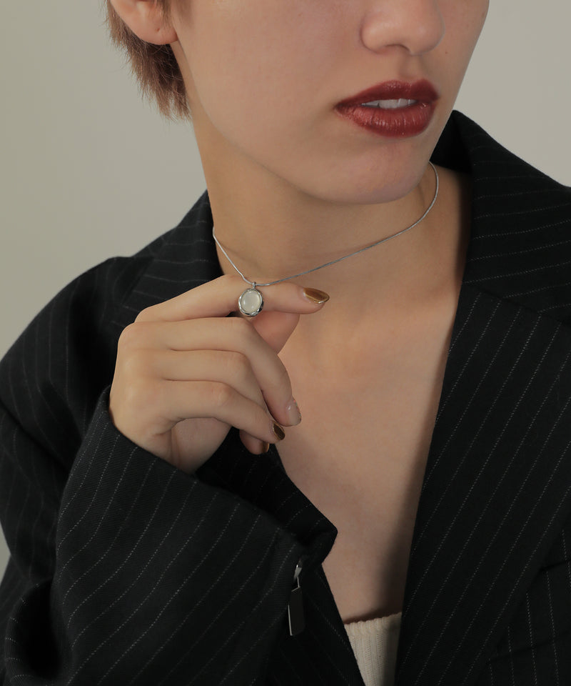 カラー：シルバー