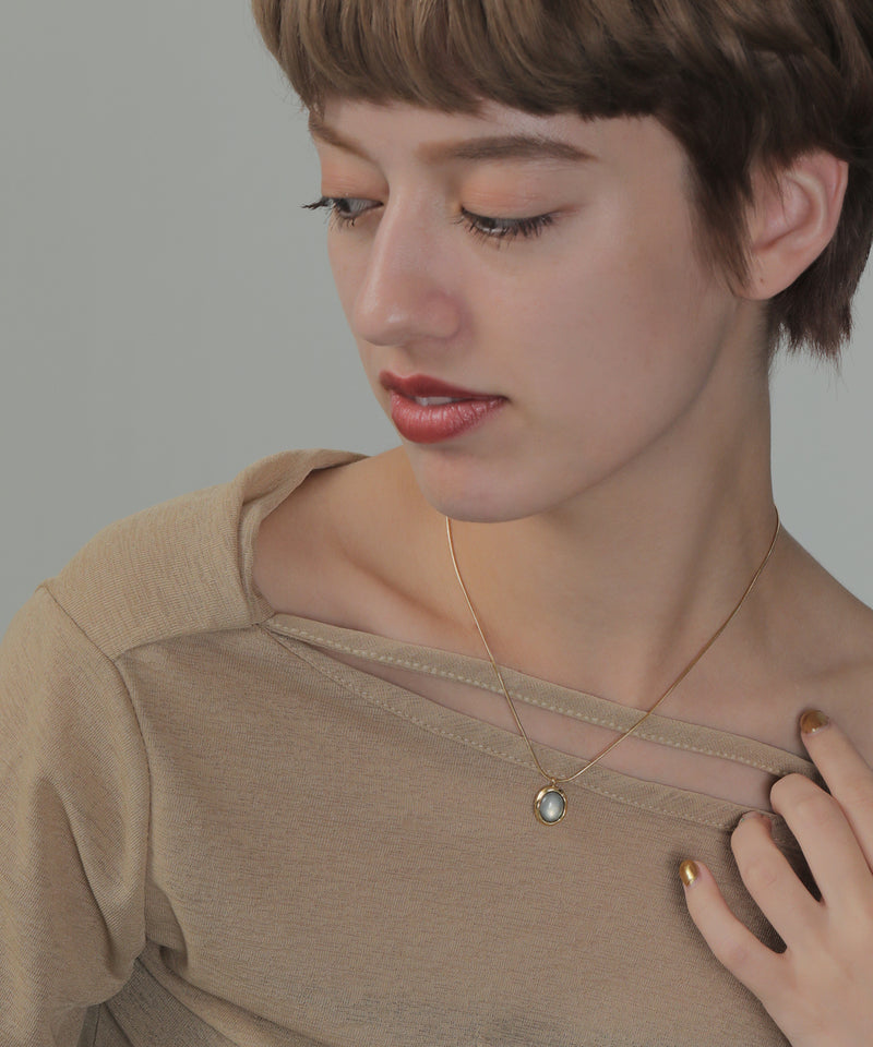 カラー：ゴールド系1