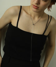 シンプルな夏コーデのアクセントに