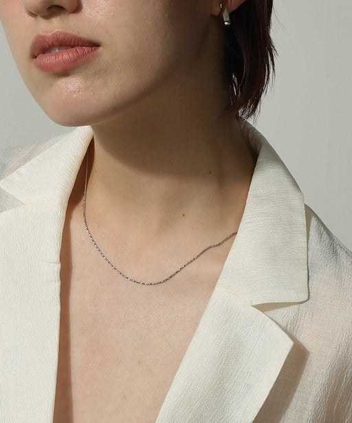 金属アレルギーを起こしにくいサージカルステンレス素材