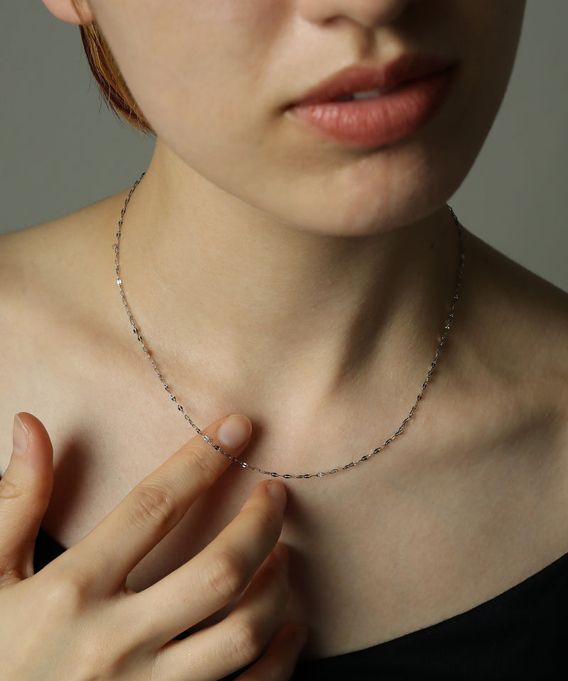 金属アレルギーを起こしにくいサージカルステンレス素材