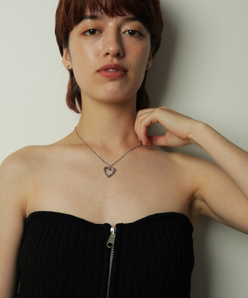 金属アレルギー対応 ラインハートチャームネックレス サージカルステンレス