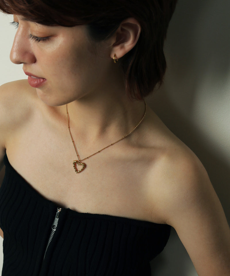 金属アレルギー対応 ラインハートチャームネックレス サージカルステンレス