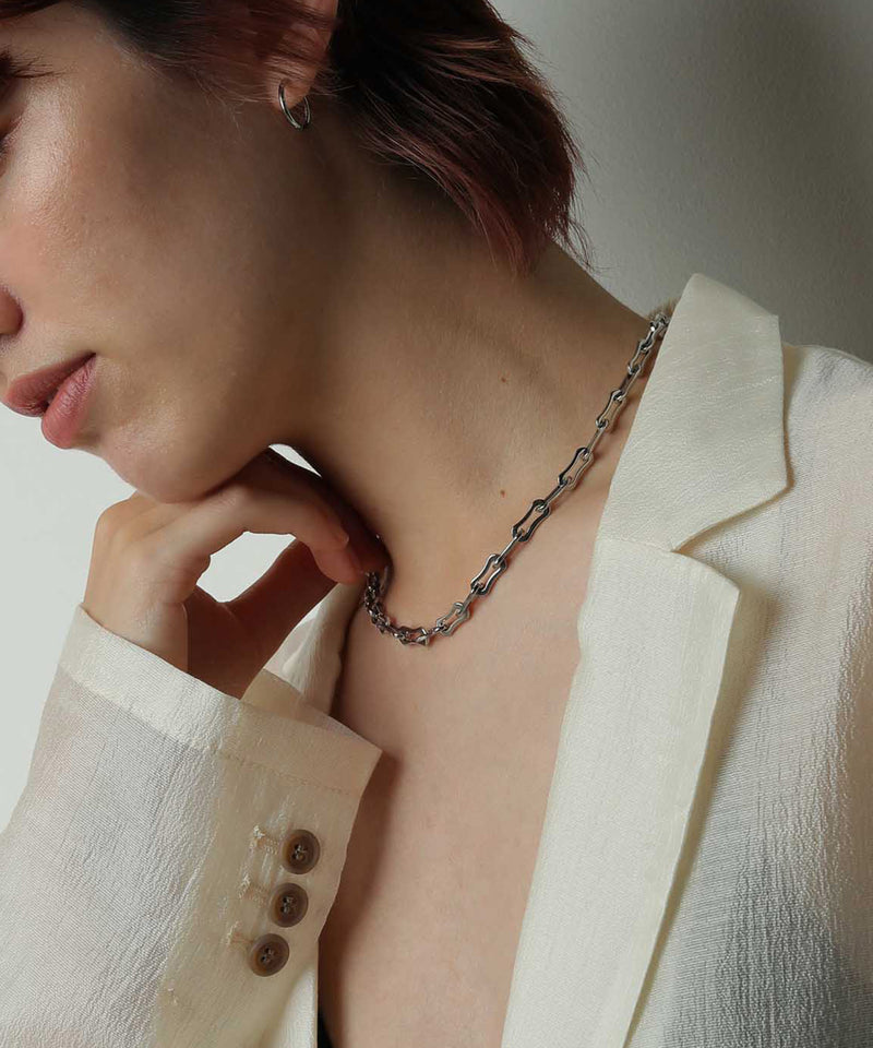 金属アレルギーを起こしにくいサージカルステンレス素材