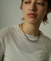 男性、女性問わず使いやすいデザイン(長さ：40～45.5cm)