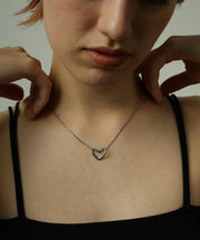 金属アレルギーを起こしにくいサージカルステンレス素材