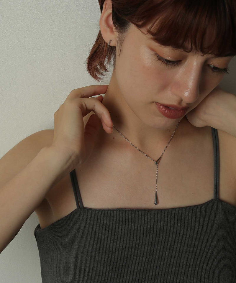 金属アレルギー対応 ドロップモチーフスライドチェーンネックレス サージカルステン