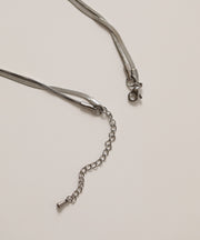 アジャスター付きでサイズ調整可能(41～46cm)