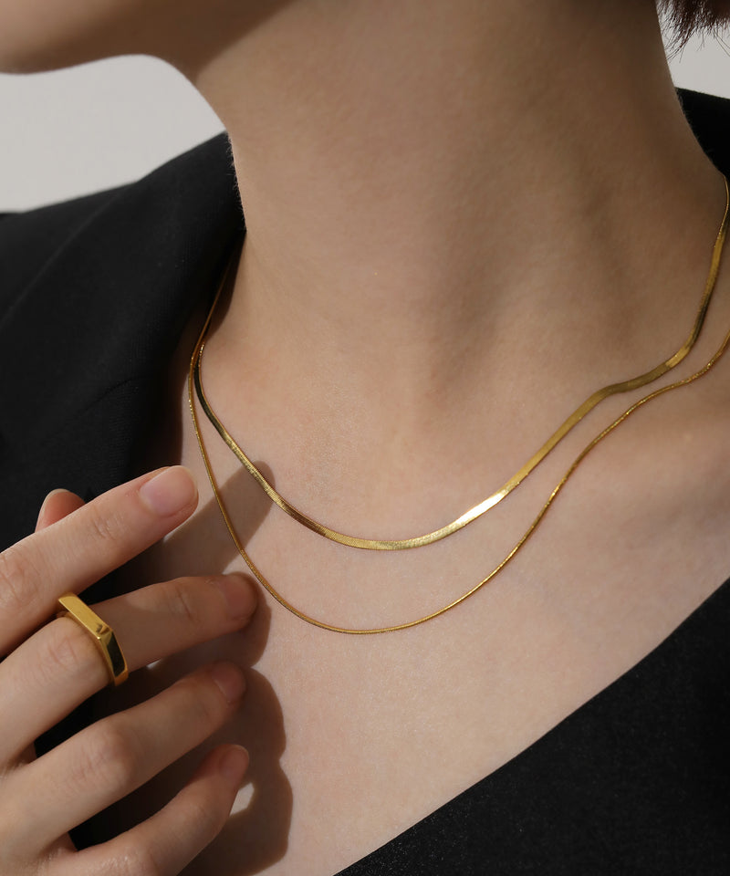 金属アレルギーを起こしにくいサージカルステンレス素材