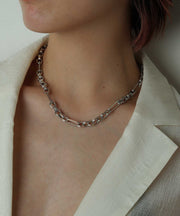 金属アレルギーを起こしにくいサージカルステンレス素材