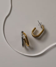 汗や水に強く変色しにくいためお風呂や温泉、海でもつけっぱなし◎