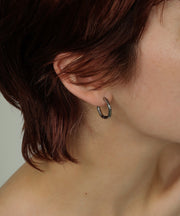 金属アレルギーを起こしにくいサージカルステンレス素材