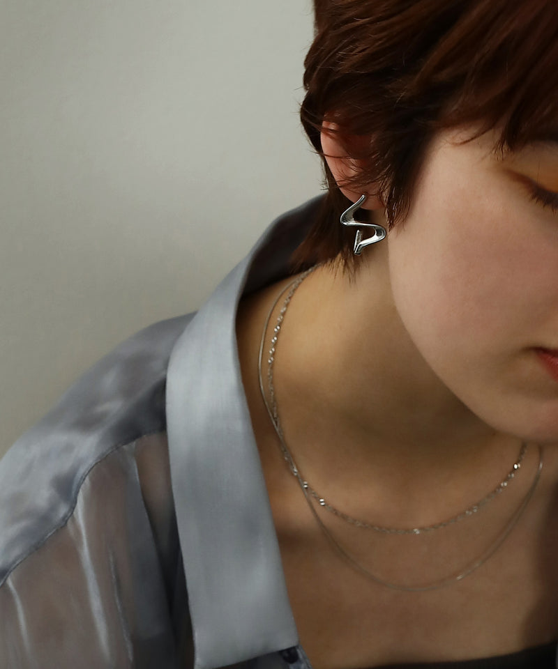 金属アレルギー対応 ニュアンスウェーブピアス サージカルステンレス