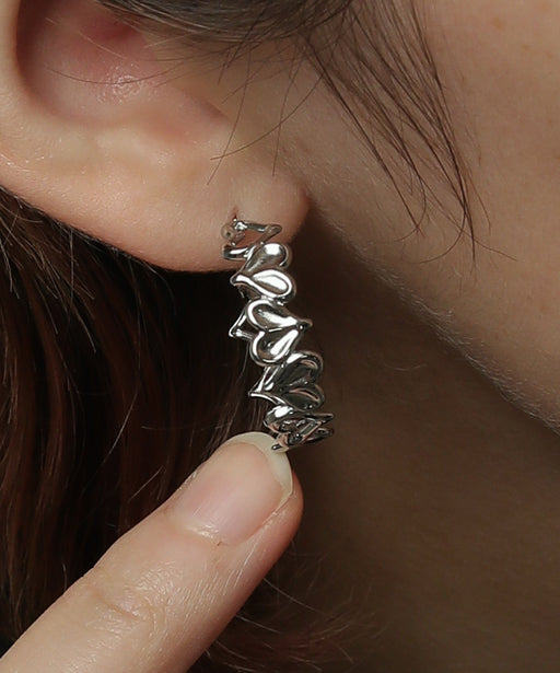 金属アレルギーを起こしにくいサージカルステンレス素材