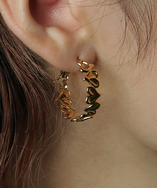 金属アレルギーを起こしにくいサージカルステンレス素材