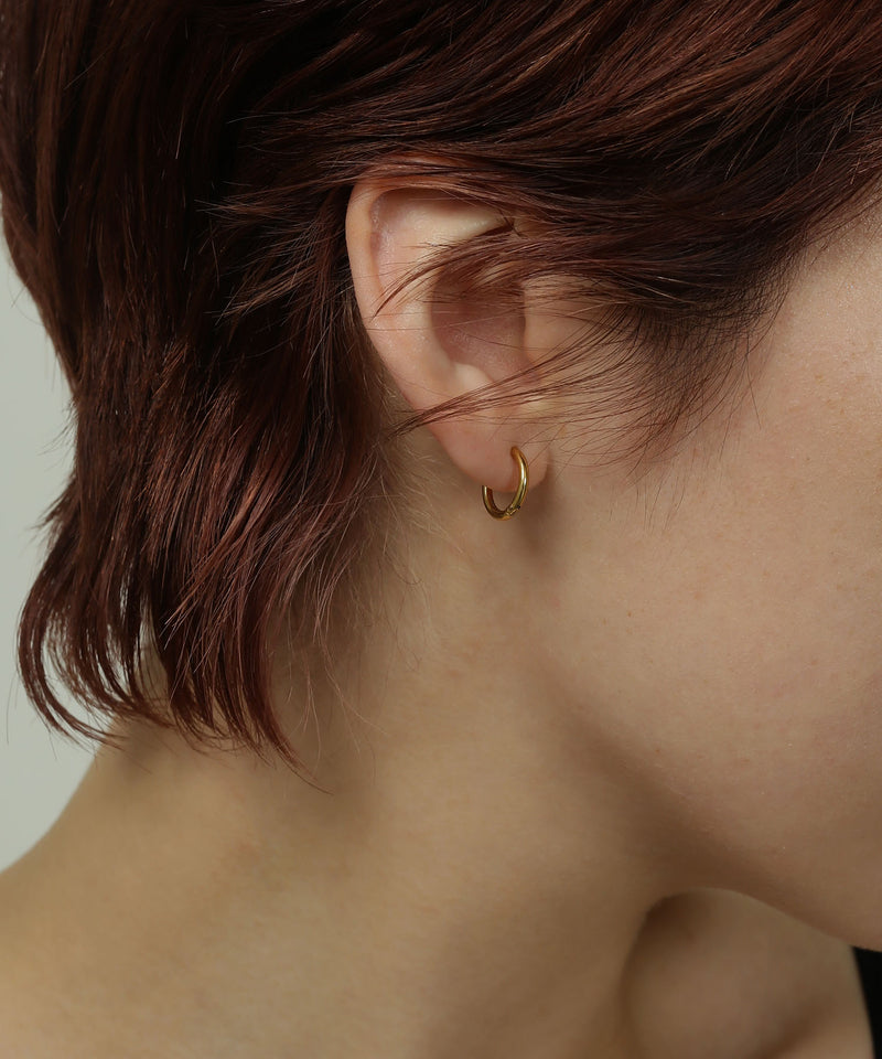 金属アレルギーを起こしにくいサージカルステンレス素材