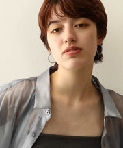 汗や水に強く変色しにくいためお風呂や温泉、海でもつけっぱなし◎