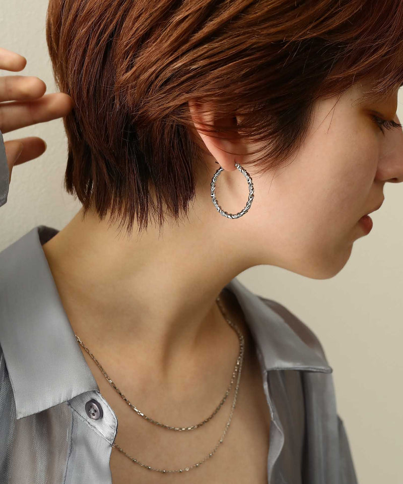 金属アレルギー対応 ツイストフープピアス 29mm サージカルステンレス