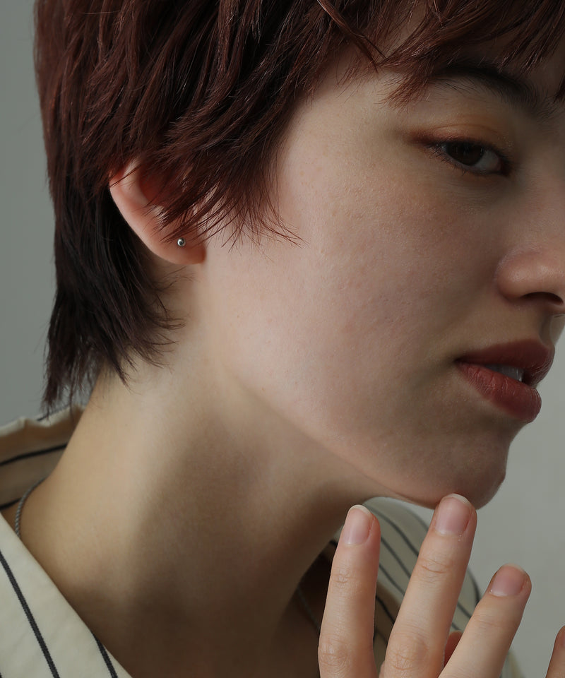 単品でも合わせ使いでも使いやすいシンプルなピアス