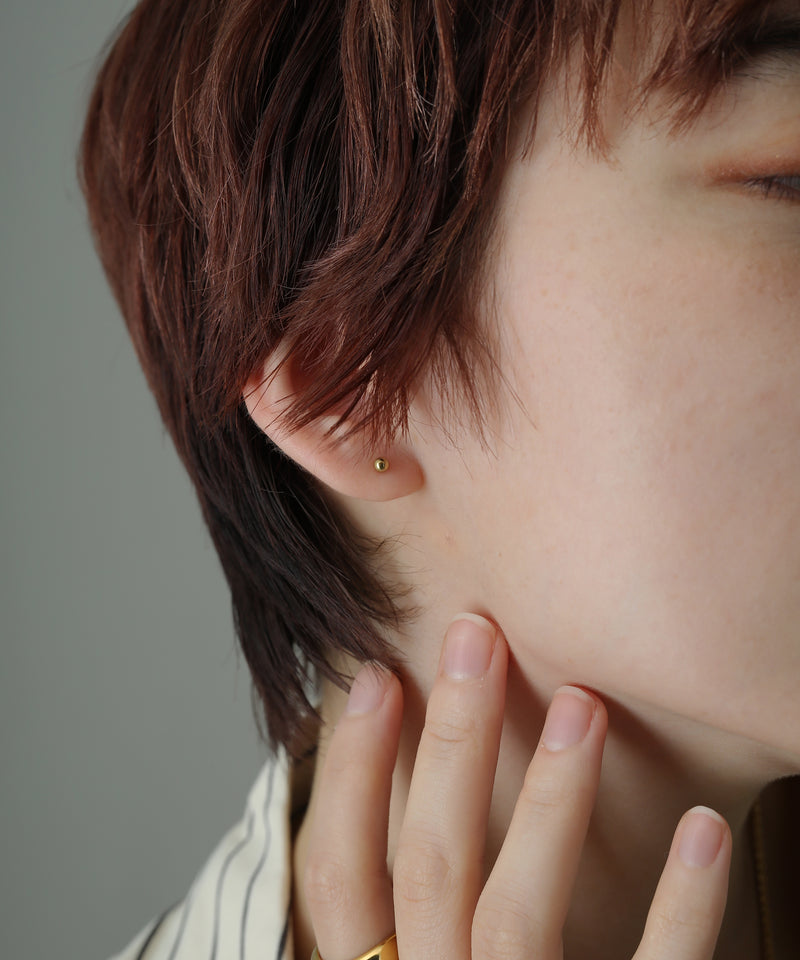 汗や水に強く変色しにくいためお風呂や温泉、海でもつけっぱなし◎