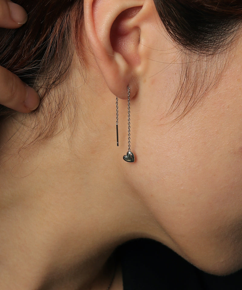 金属アレルギーを起こしにくいサージカルステンレス素材