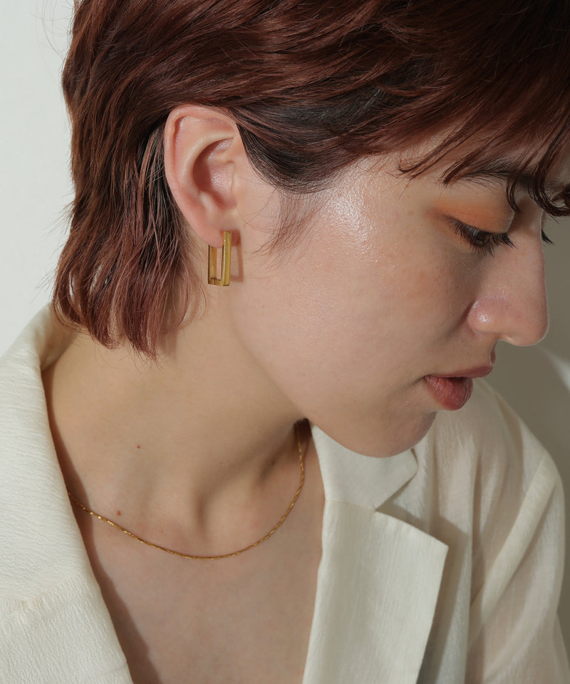 金属アレルギー対応 ロングスクエアデザインピアス 両耳用 サージカルステンレス