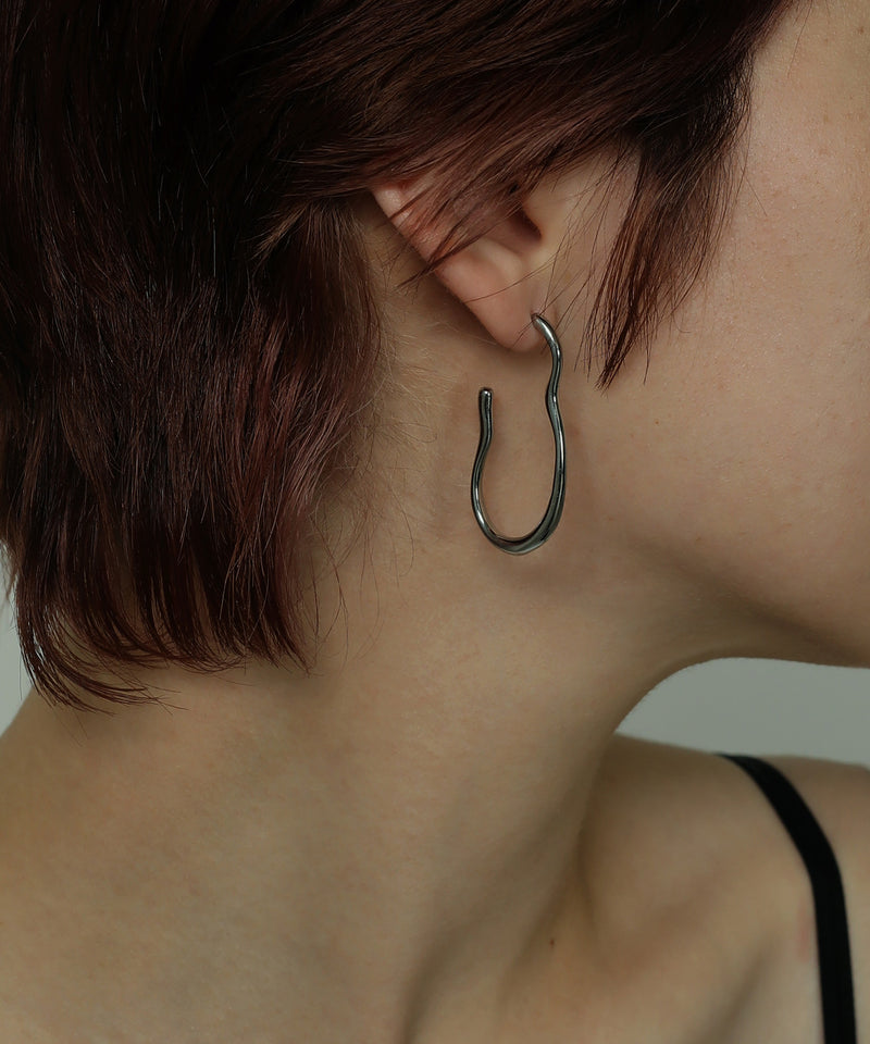 しなやかなラインが印象的