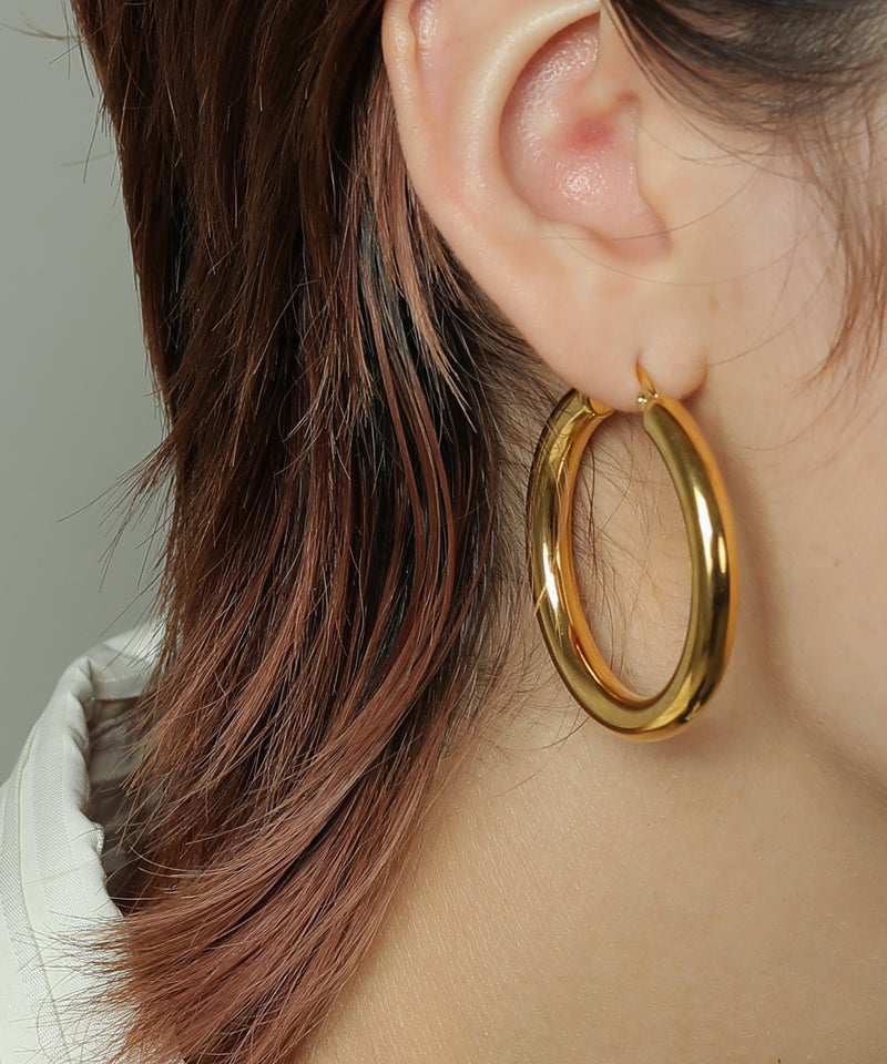 金属アレルギーを起こしにくいサージカルステンレス素材