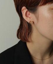 素肌にすっと馴染むスキンアクセ