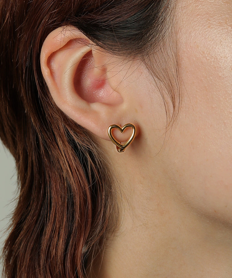 金属アレルギーを起こしにくいサージカルステンレス素材